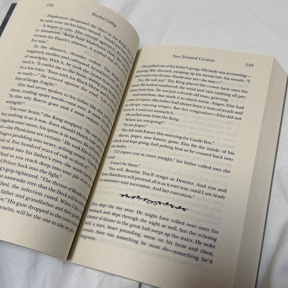 SOLD “Two Twisted Crowns” The Shepherd King Book #2 by Rachel Gillig - Picture 7 of 11